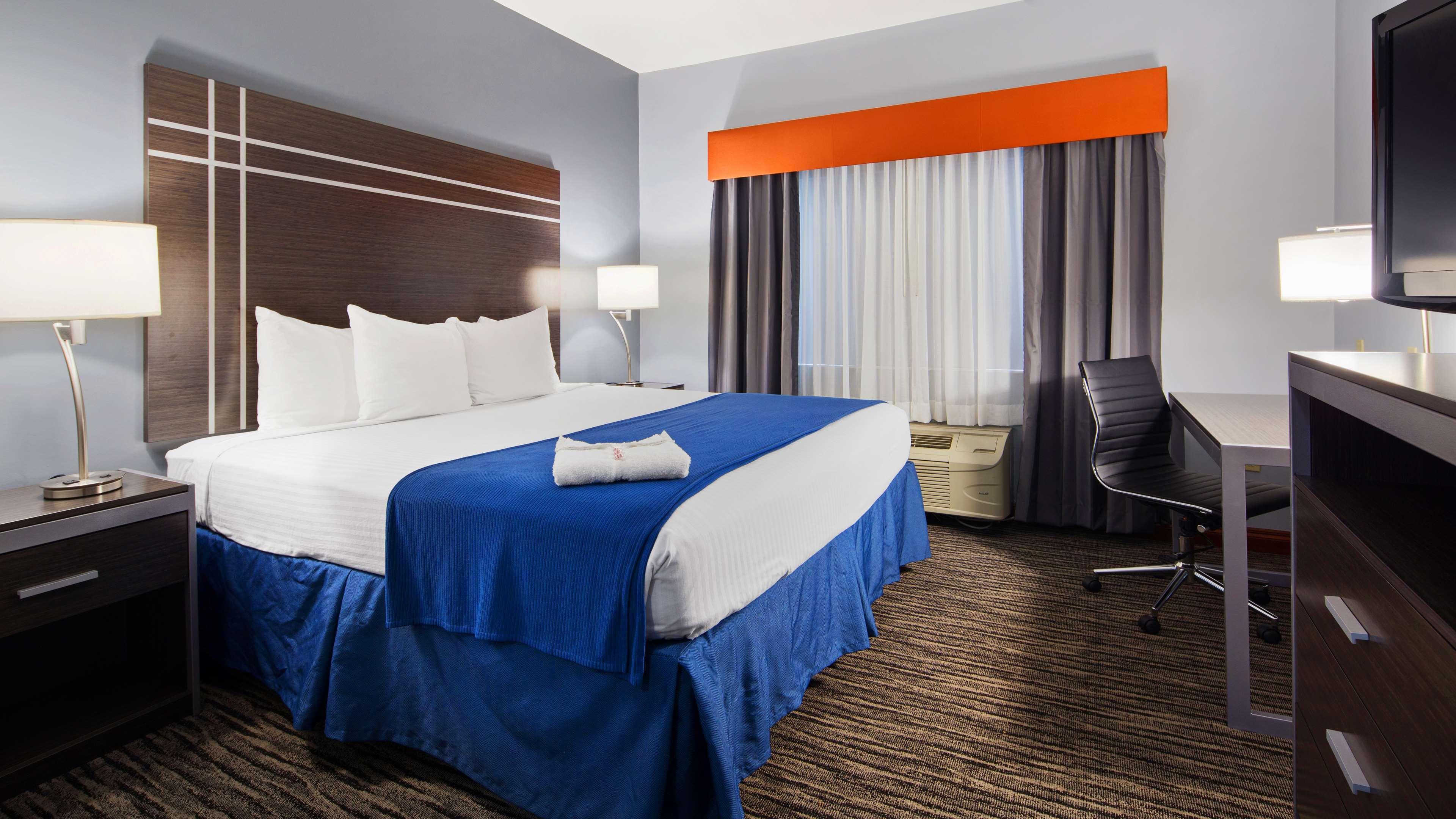 Best Western Elkhart Inn & Suites Ngoại thất bức ảnh