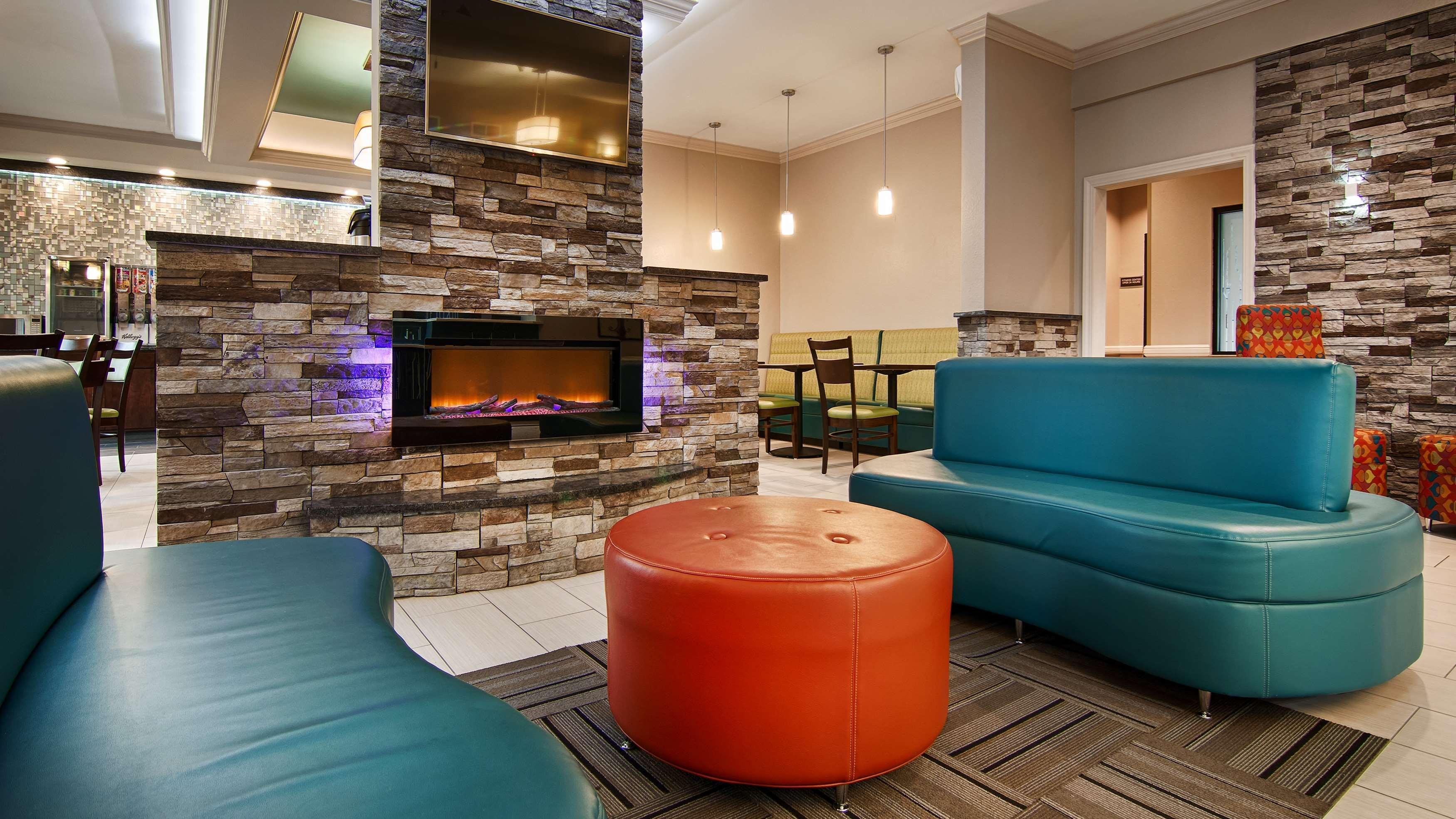 Best Western Elkhart Inn & Suites Ngoại thất bức ảnh